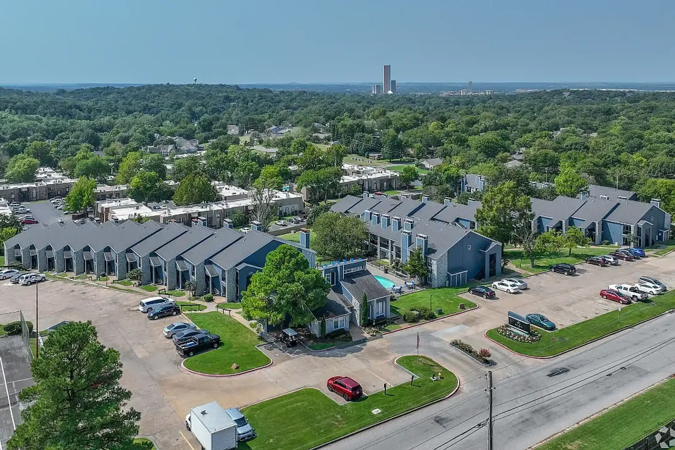 Arden Hills Tulsa, OK 74136