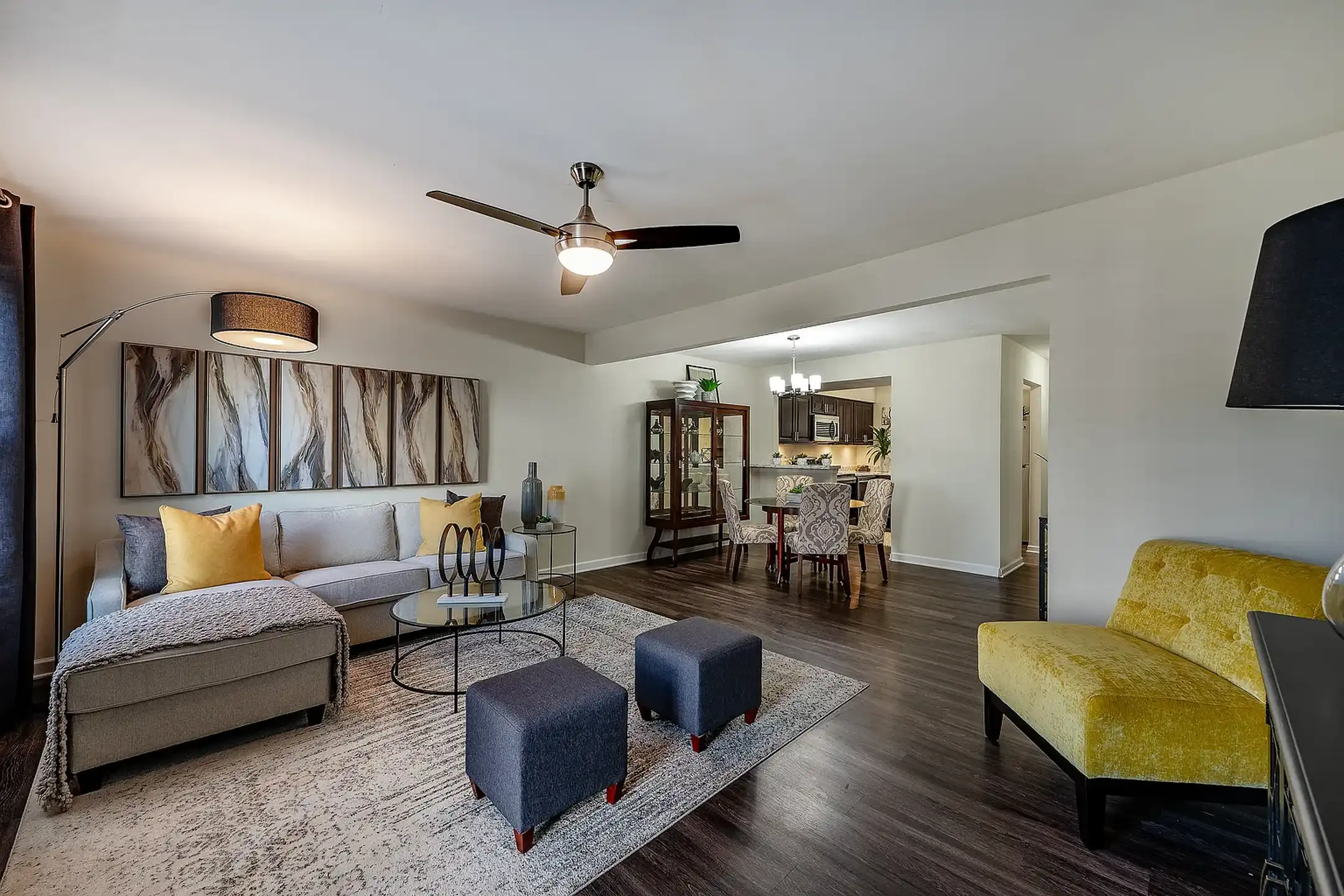 Photo inspiration: Picture Idea: Lakefield Mews Apartments And Townhomes