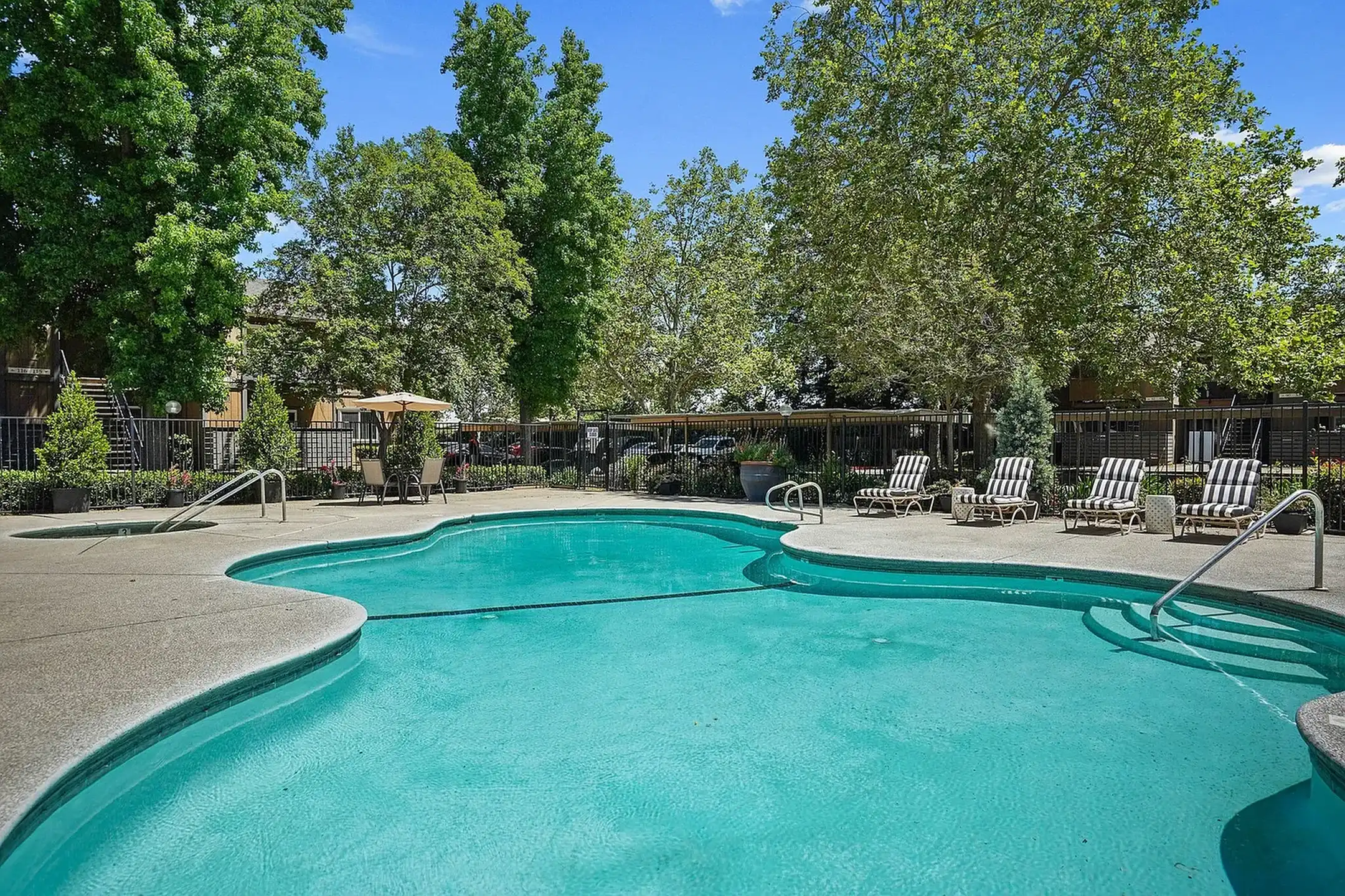 Gold Ridge Apartments - Sacramento, CA 95827 | ApartmentGuide.com