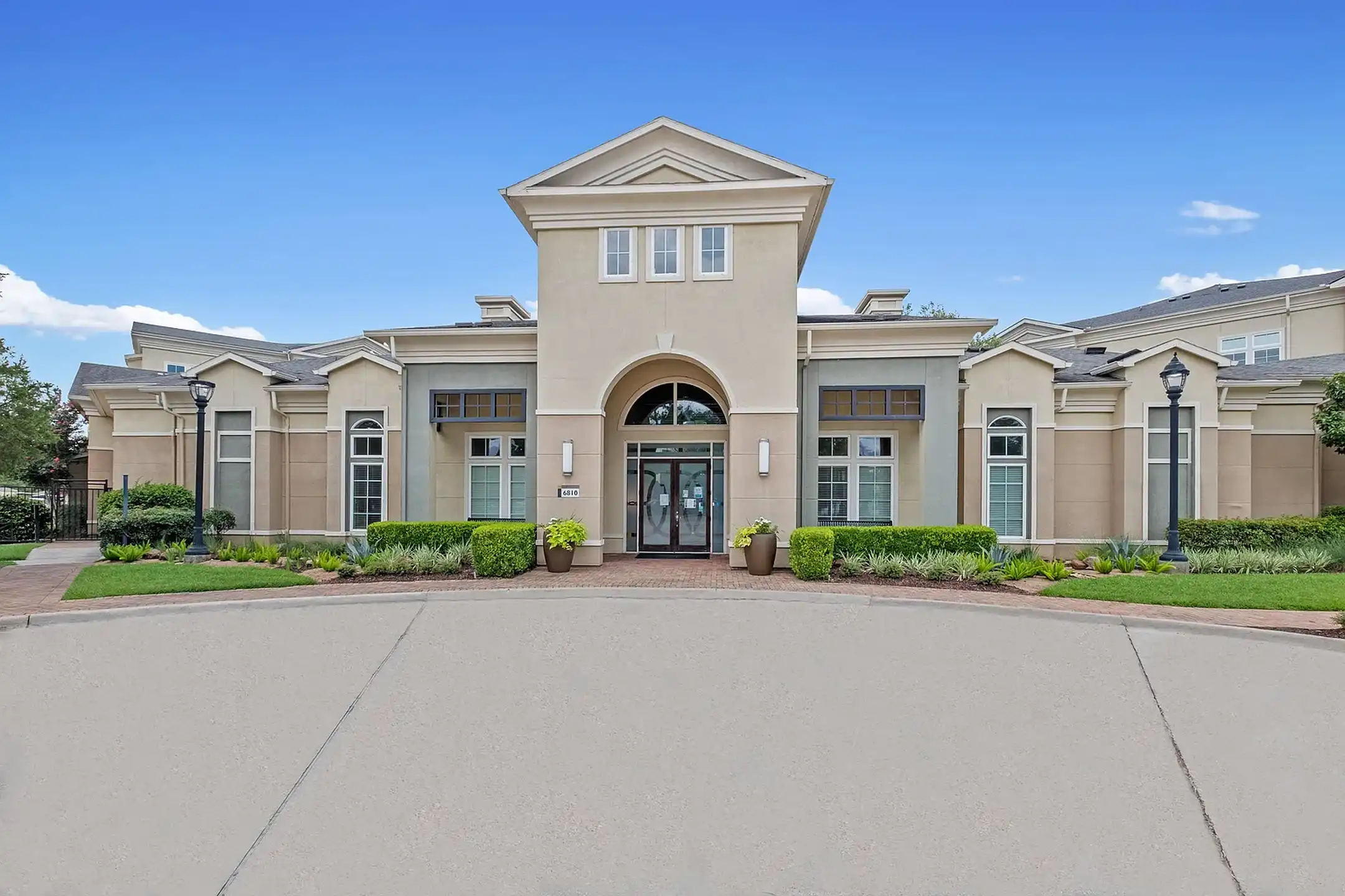 The Millennium Towne Center Baton Rouge, LA 70806