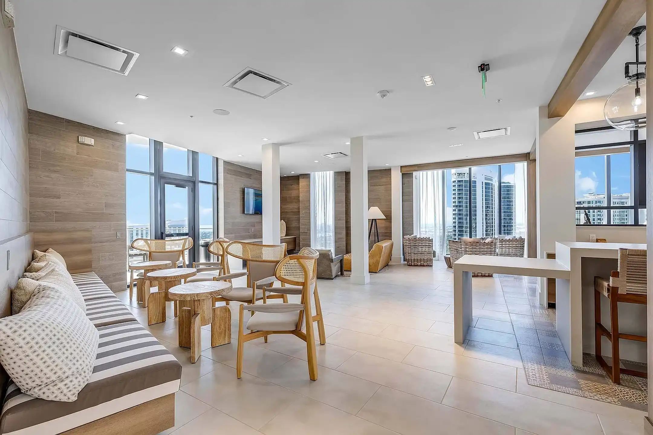 The Registry Las Olas - Fort Lauderdale, FL 33301