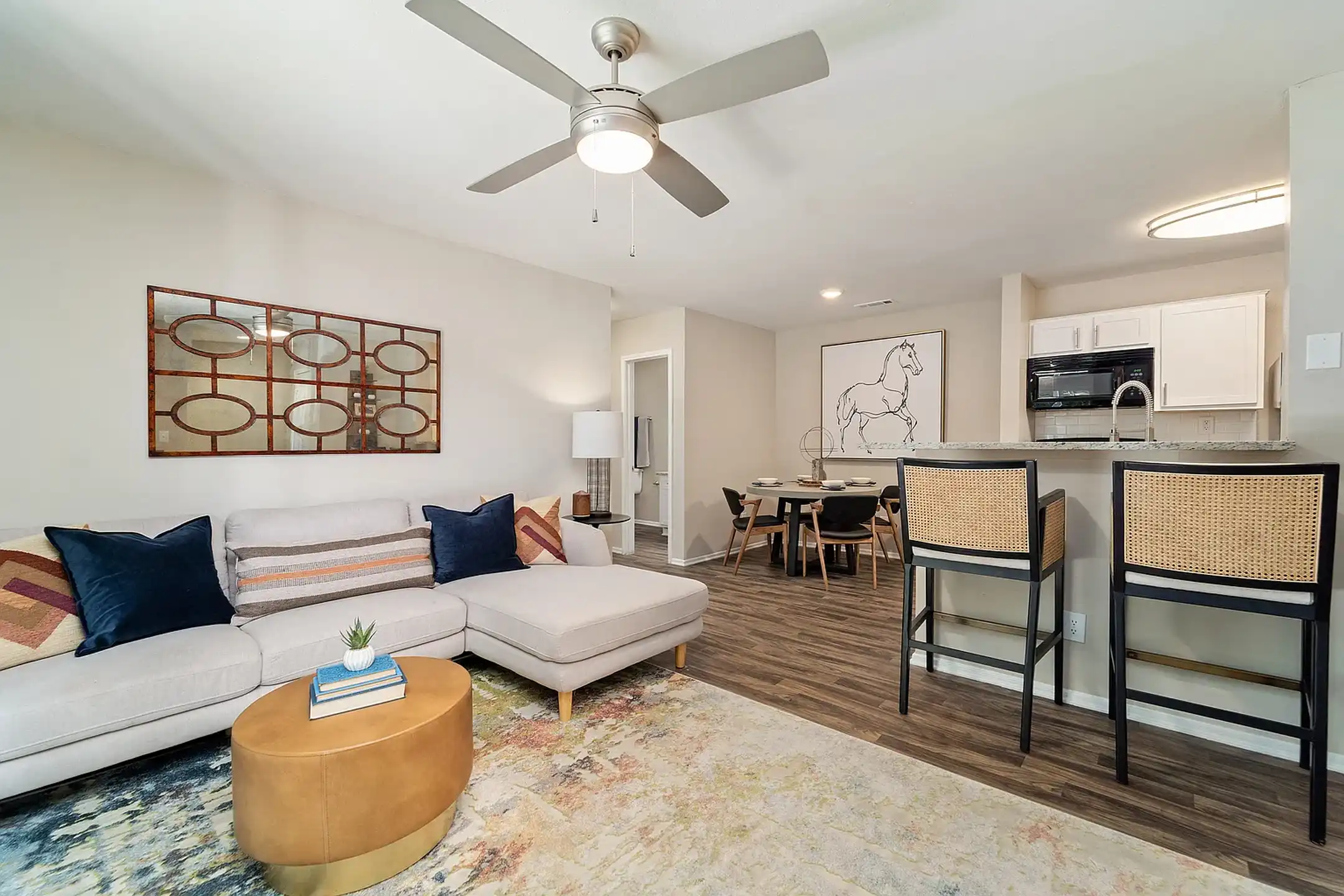 Picture of Rise at Signal Mountain Apartments - Chattanooga, TN 37405 ...