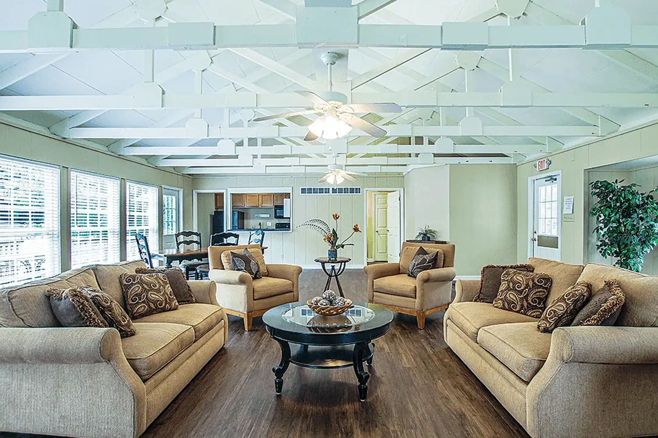 Greenmar Apartments - Fenton, MO 63026 | ApartmentGuide.com