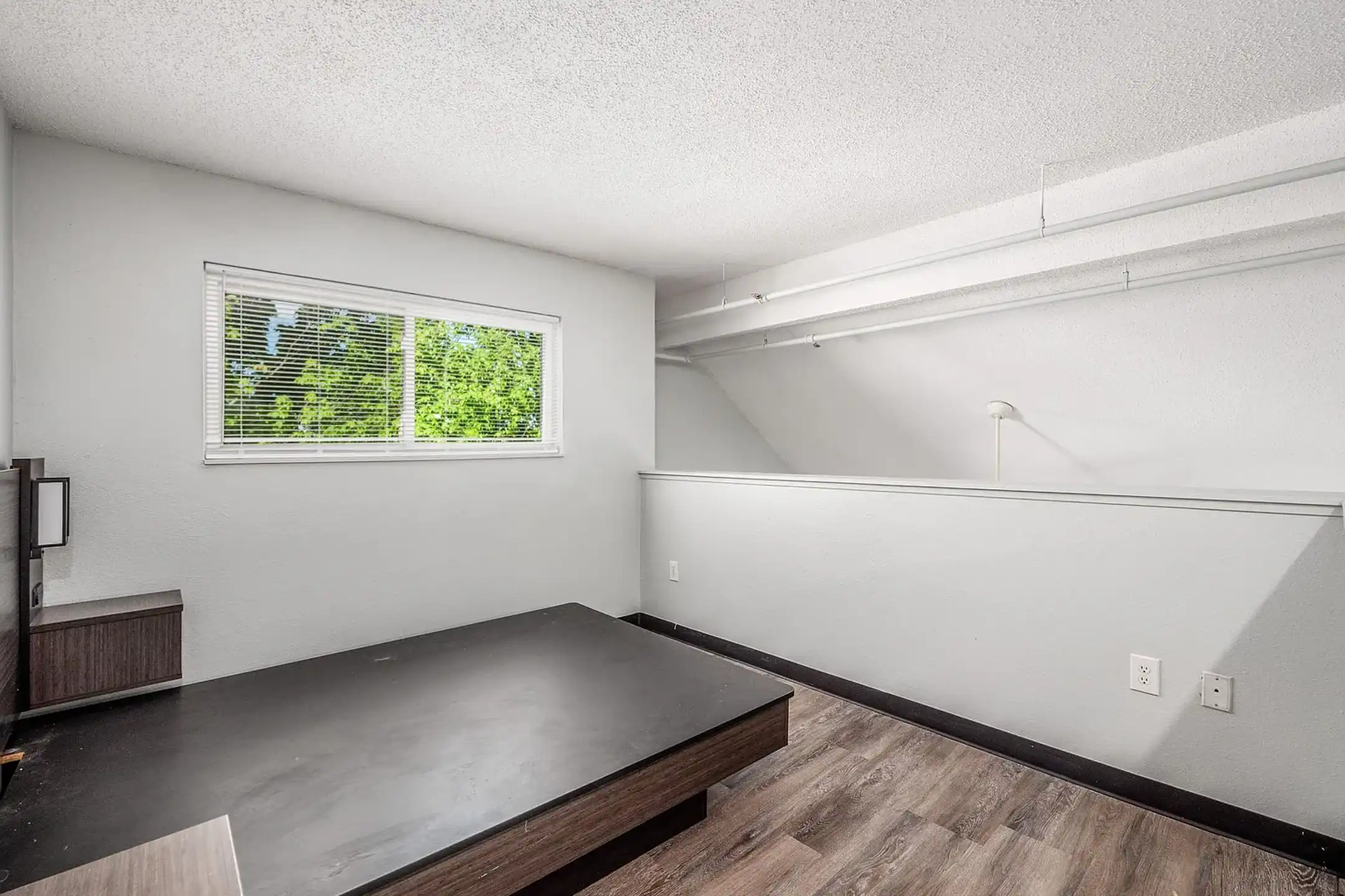 ReVi Columbus East - Columbus, OH 43232 | ApartmentGuide.com