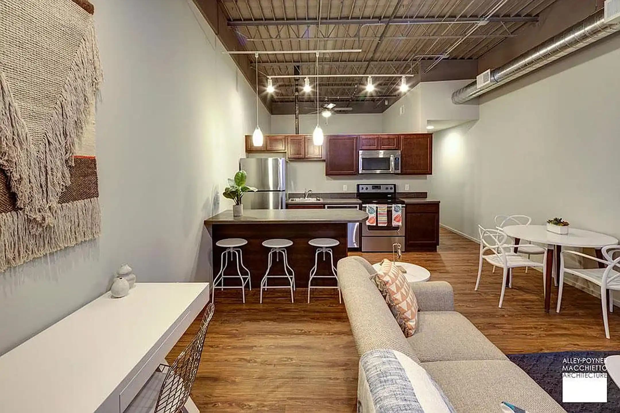 The Rochester Omaha, NE 68102