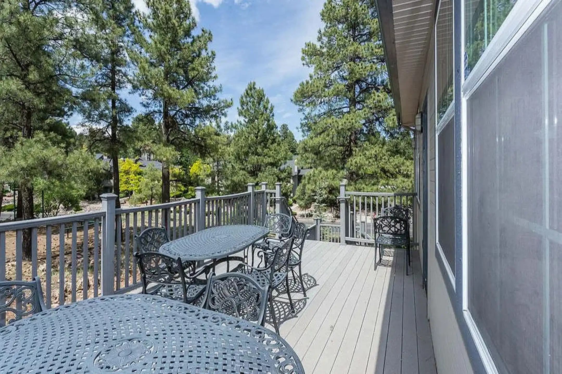 Highland Village Apartments Flagstaff, AZ 86001