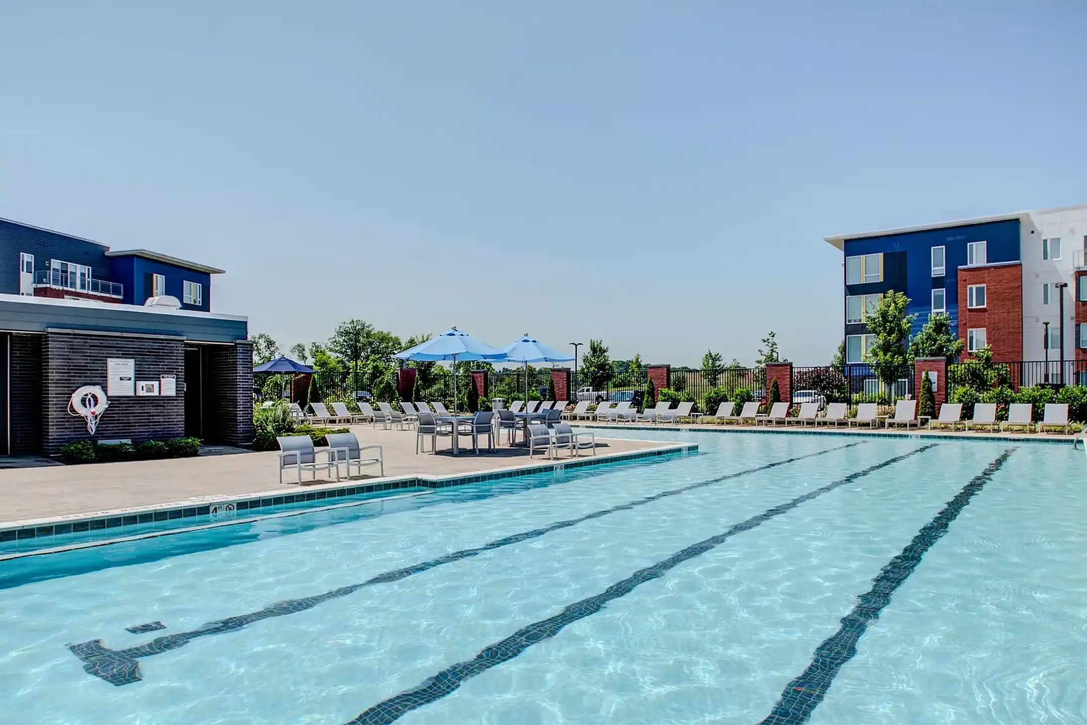 Ridge at Robinson - Pittsburgh, PA 15205 | ApartmentGuide.com