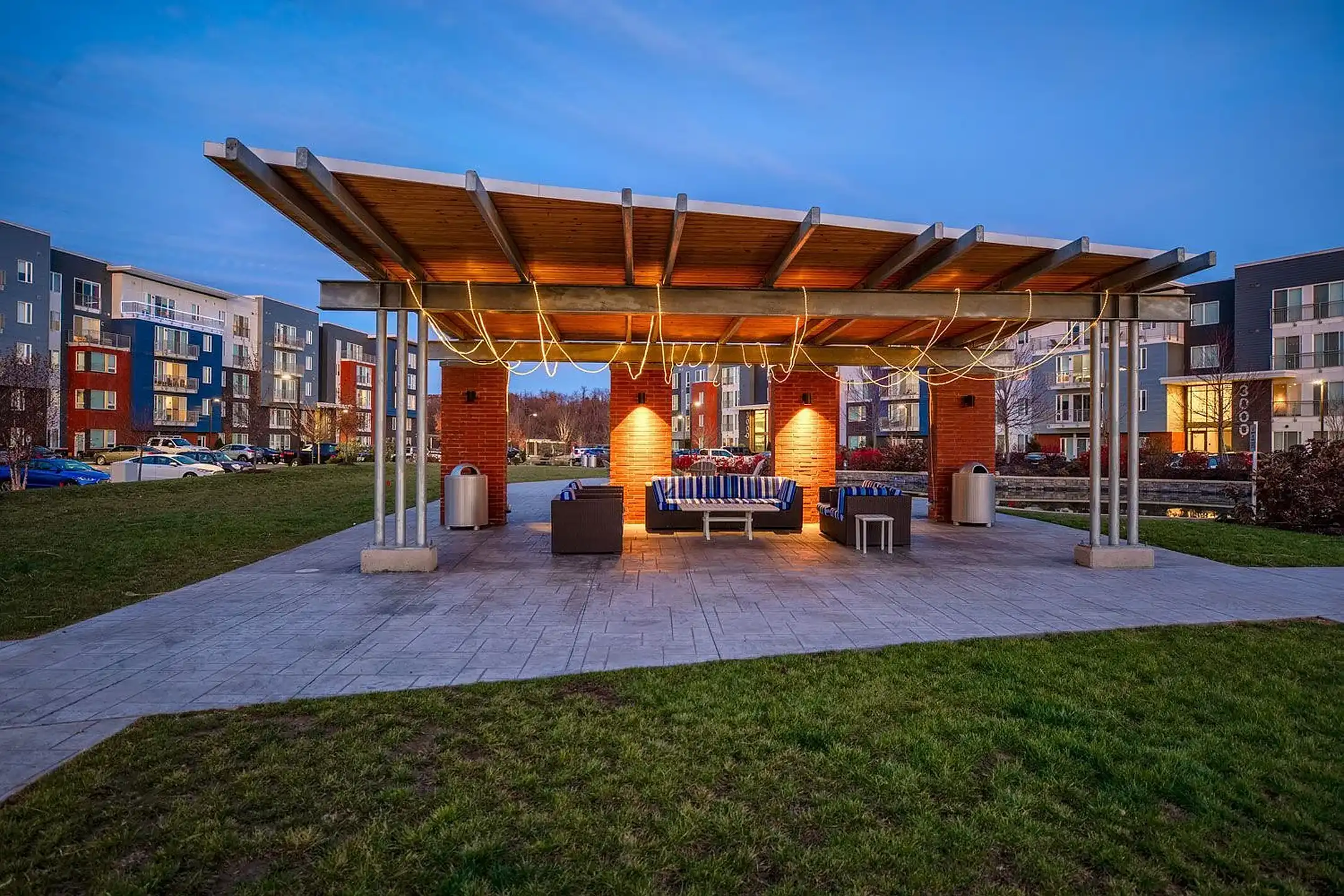 Ridge at Robinson - Pittsburgh, PA 15205 | ApartmentGuide.com