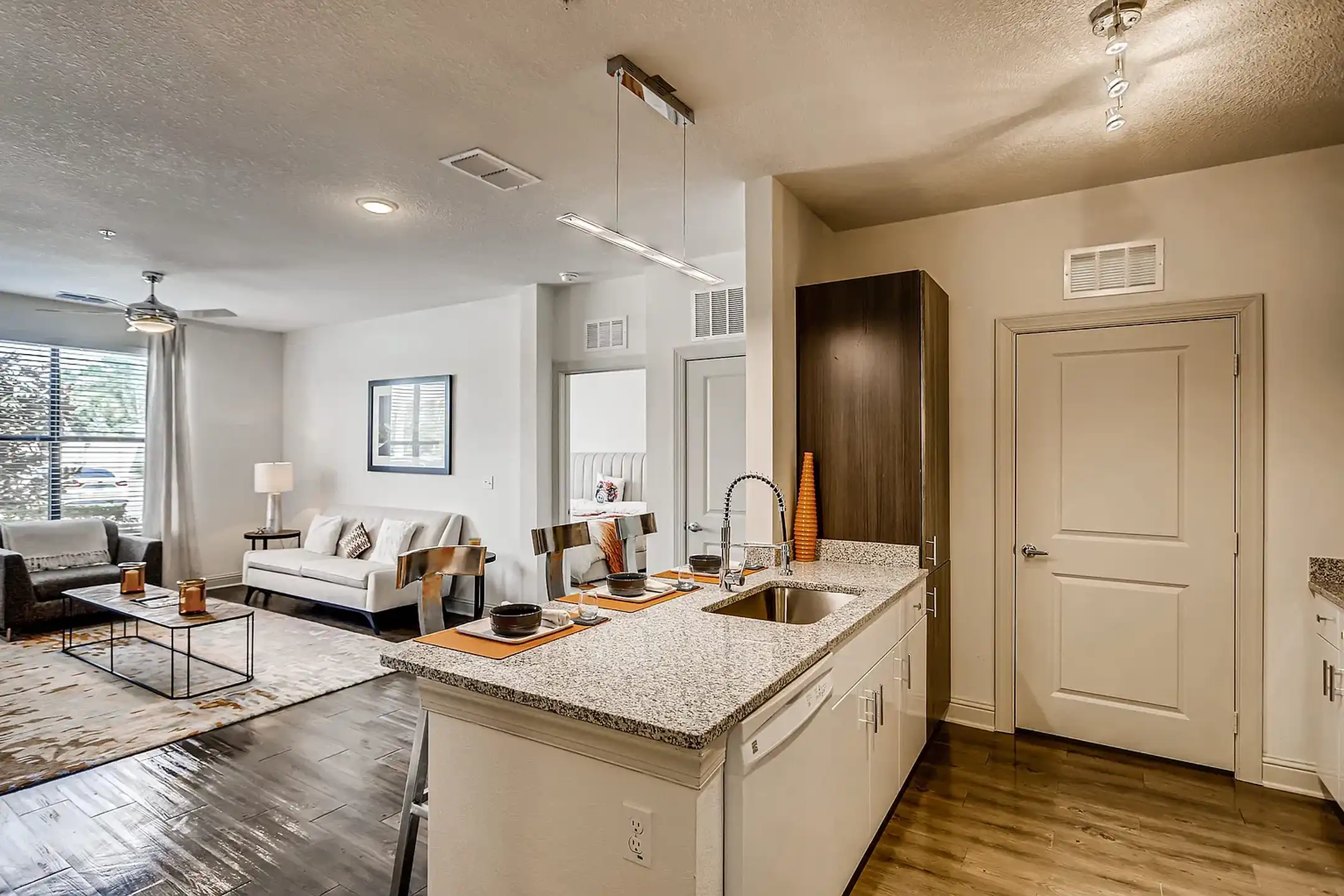 EOS - Orlando, FL 32826 | ApartmentGuide.com