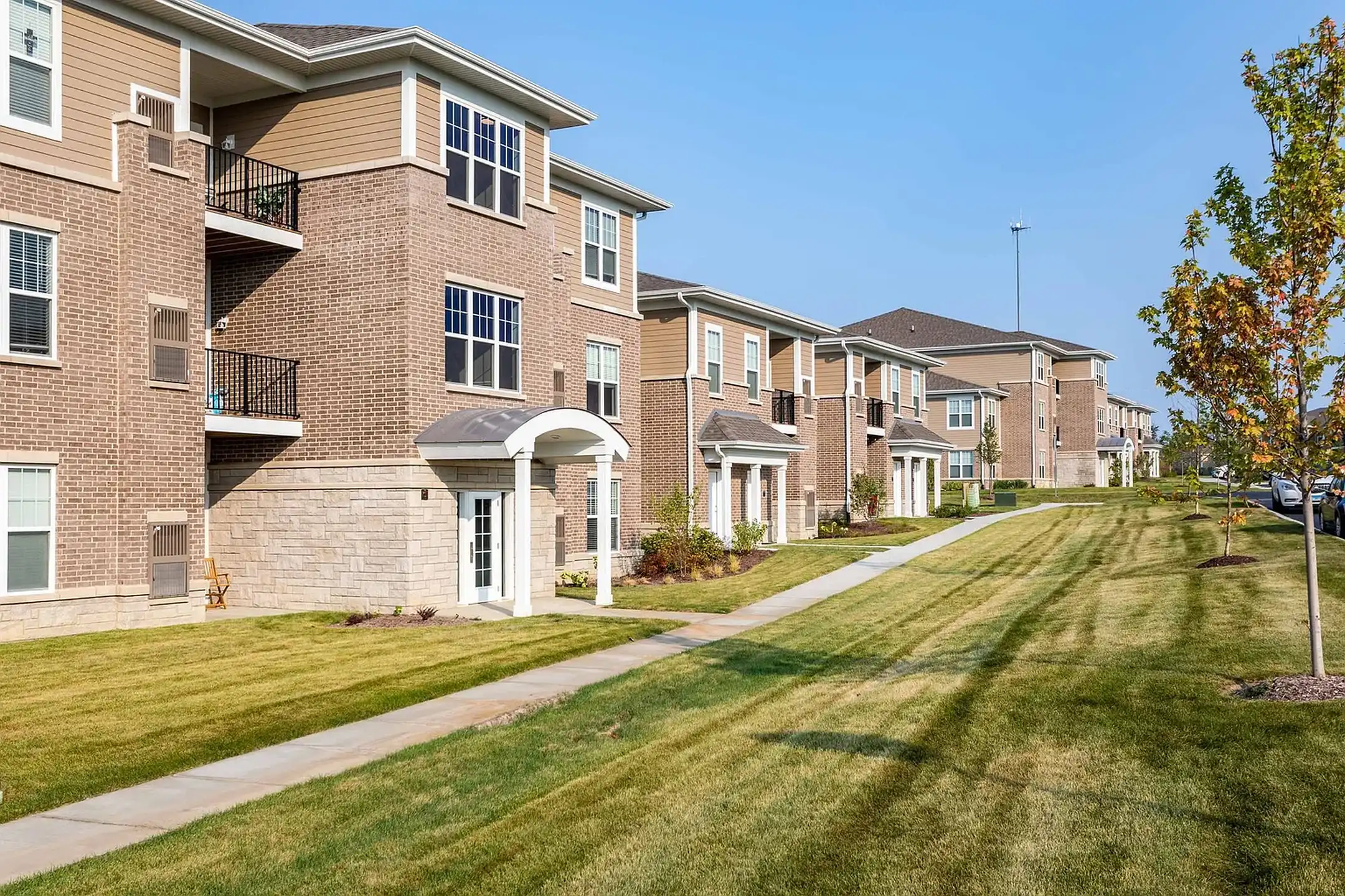Highland Ridge - Lockport, IL 60441 | ApartmentGuide.com