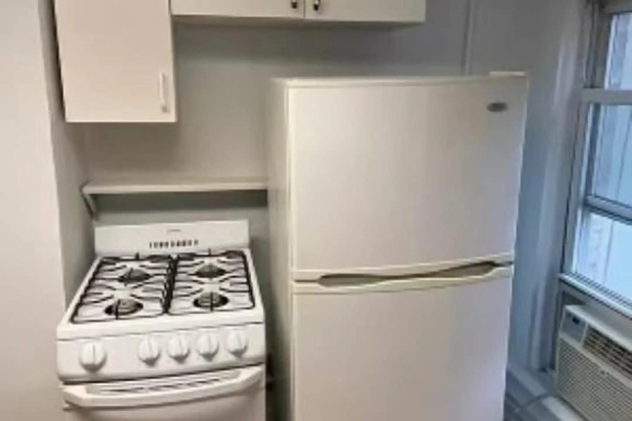 425 E 12th St unit 3B - New York, NY 10009 | ApartmentGuide.com