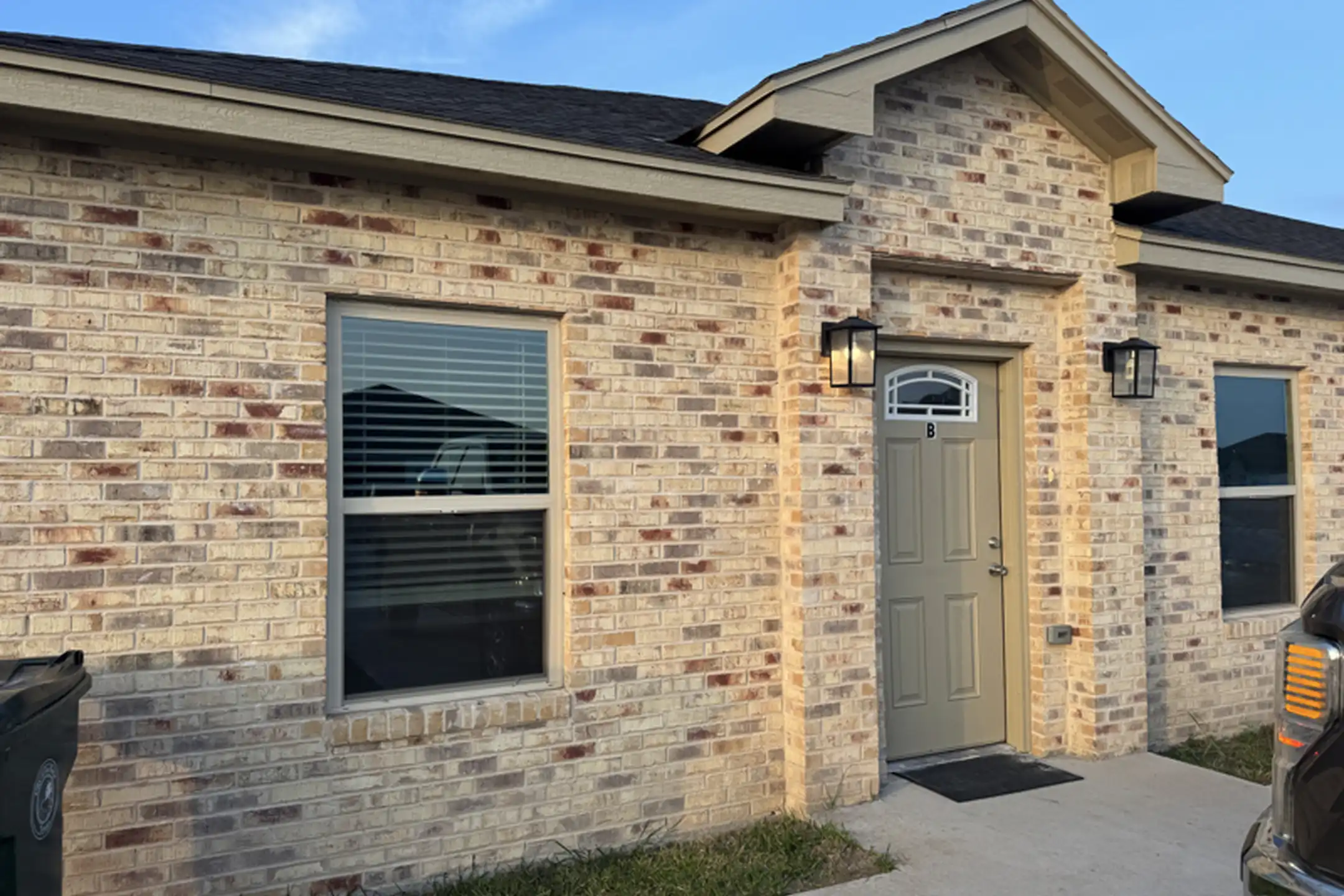 2330 Summit Rd unit A - La Feria, TX 78559 | ApartmentGuide.com