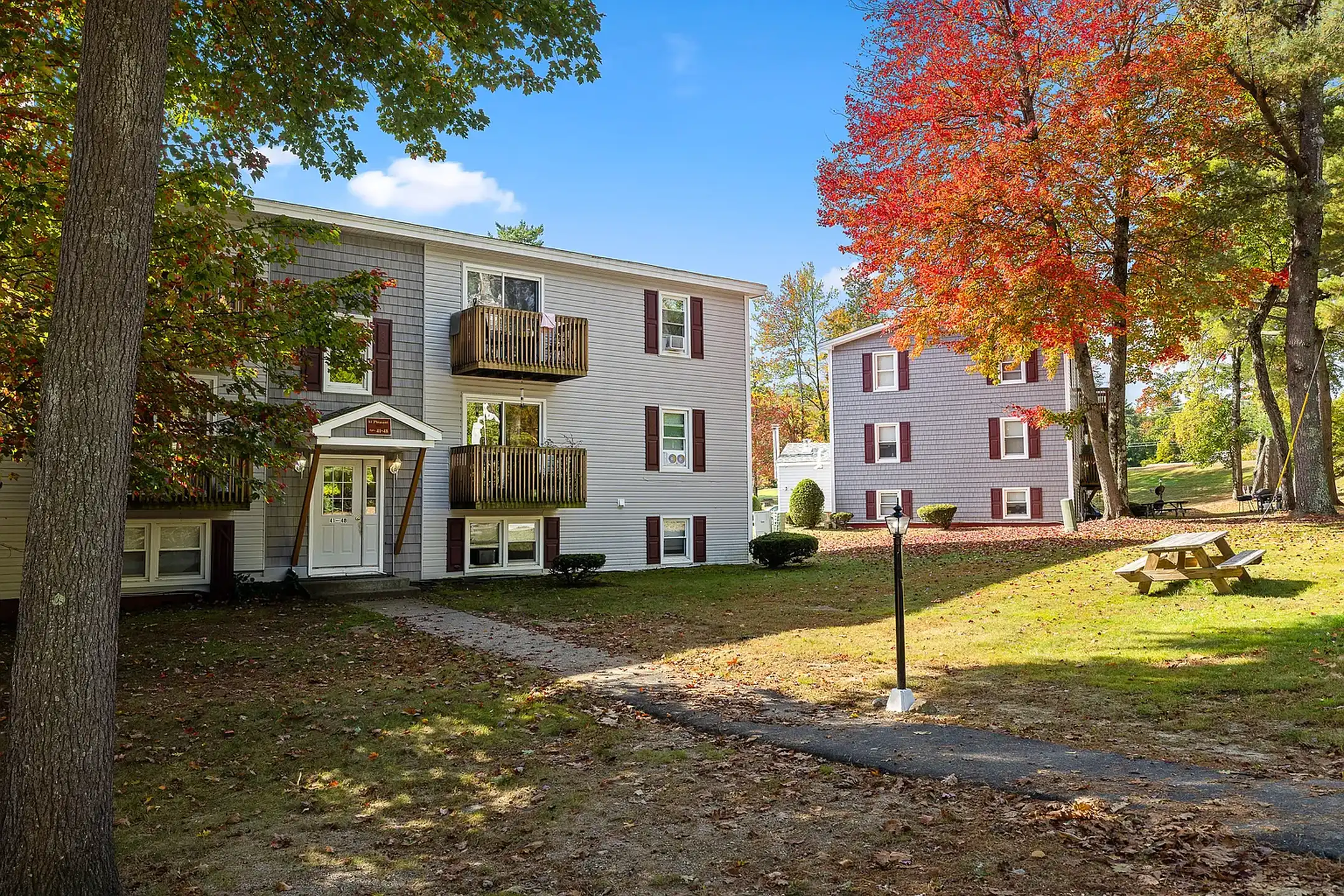 Nh Apartments Under 900null