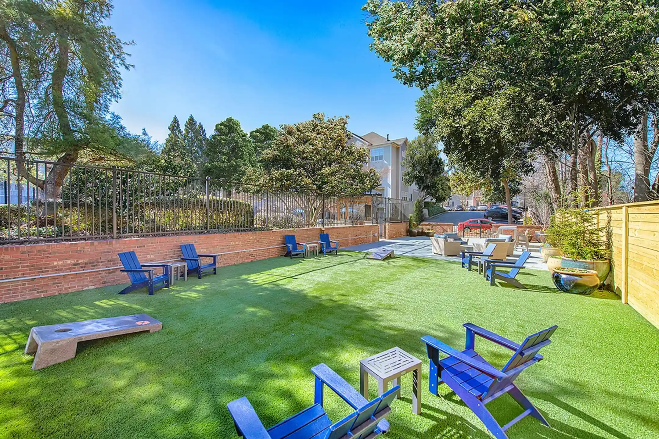 MAA Glen - Atlanta, GA 30319 | ApartmentGuide.com
