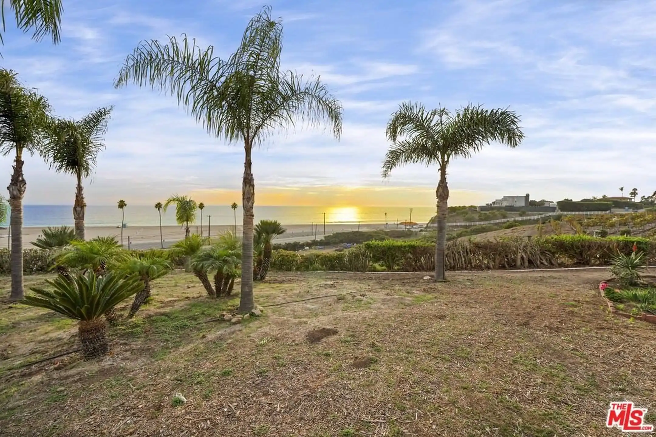 Curated visual reference: Pacific Coast Highway Apartments Reference: 29637 Pacific Coast Hwy Malibu Ca 90265
