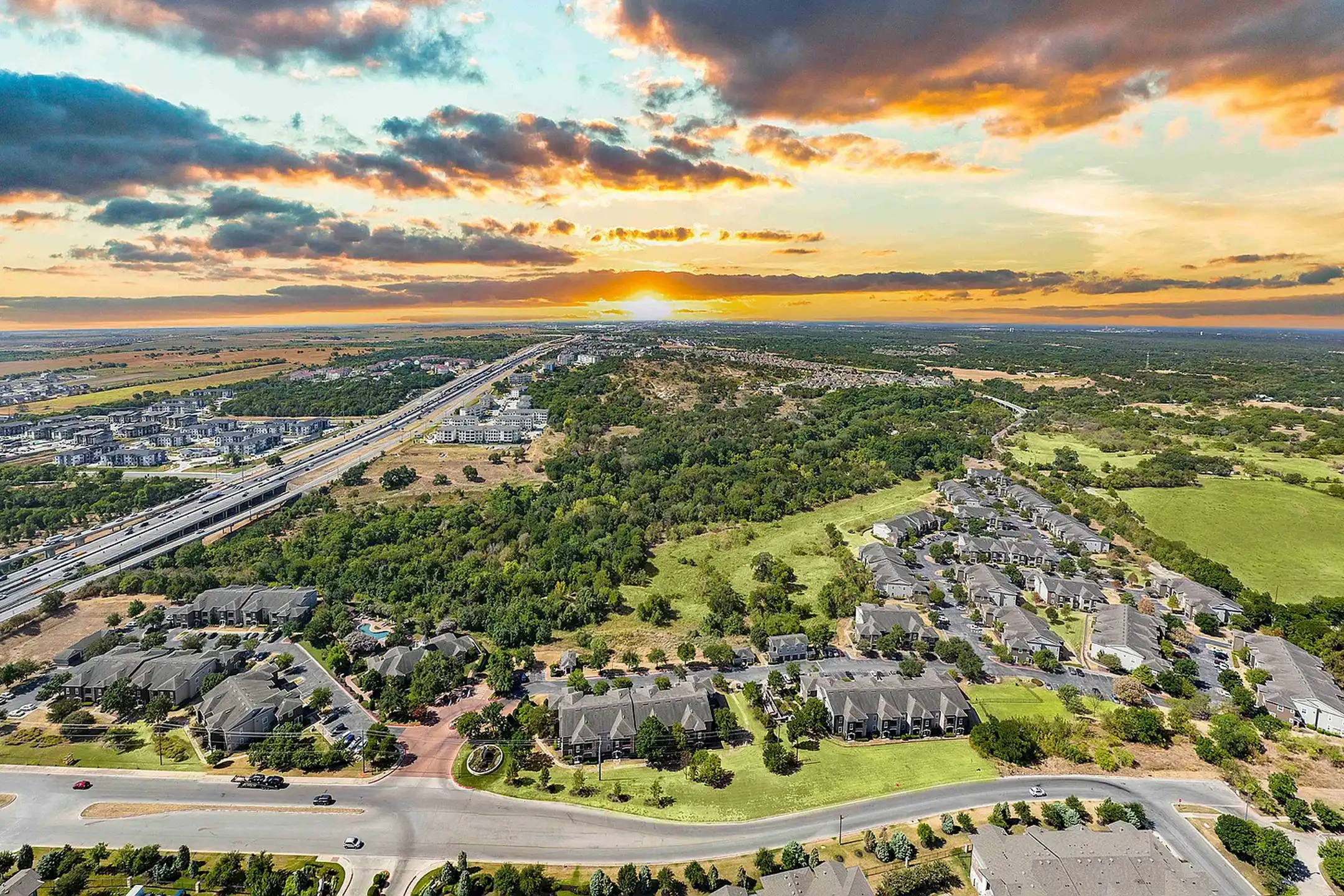 MAA Onion Creek - Austin, TX 78748 | ApartmentGuide.com