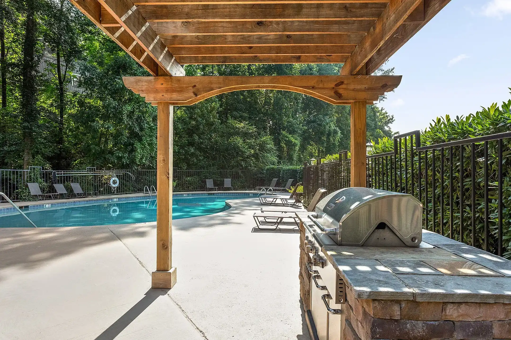 View of Trails of Signal Mountain - Chattanooga, TN 37415 | ApartmentGuide.com