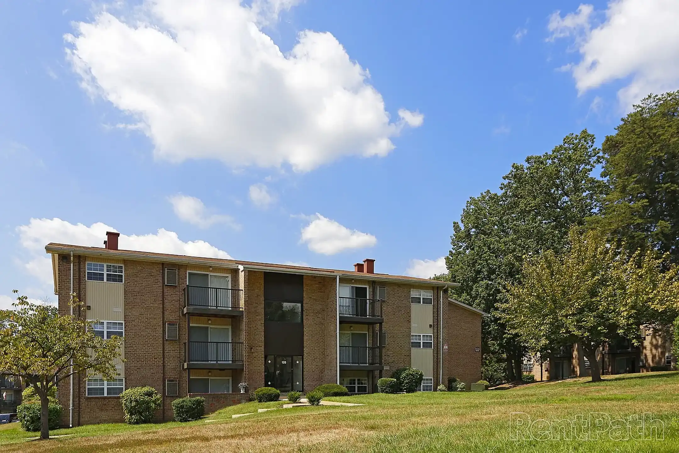 Woodcrest - Glen Burnie, MD 21061 | ApartmentGuide.com