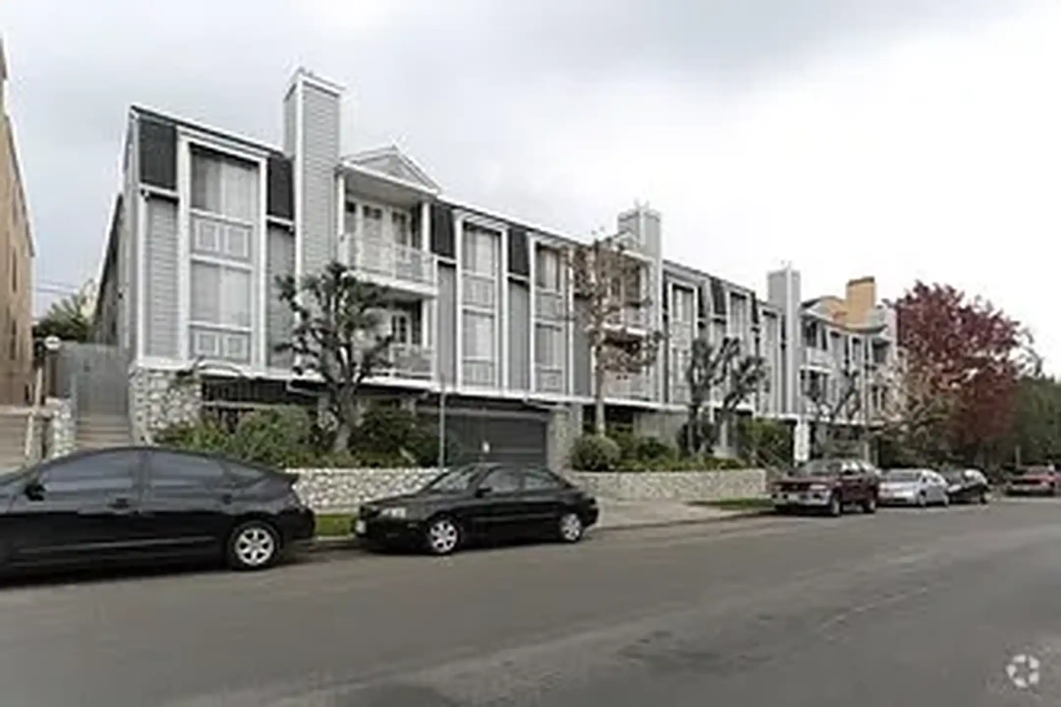Photo inspiration: Reeves Street Luxury Apartments Photo Inspiration
