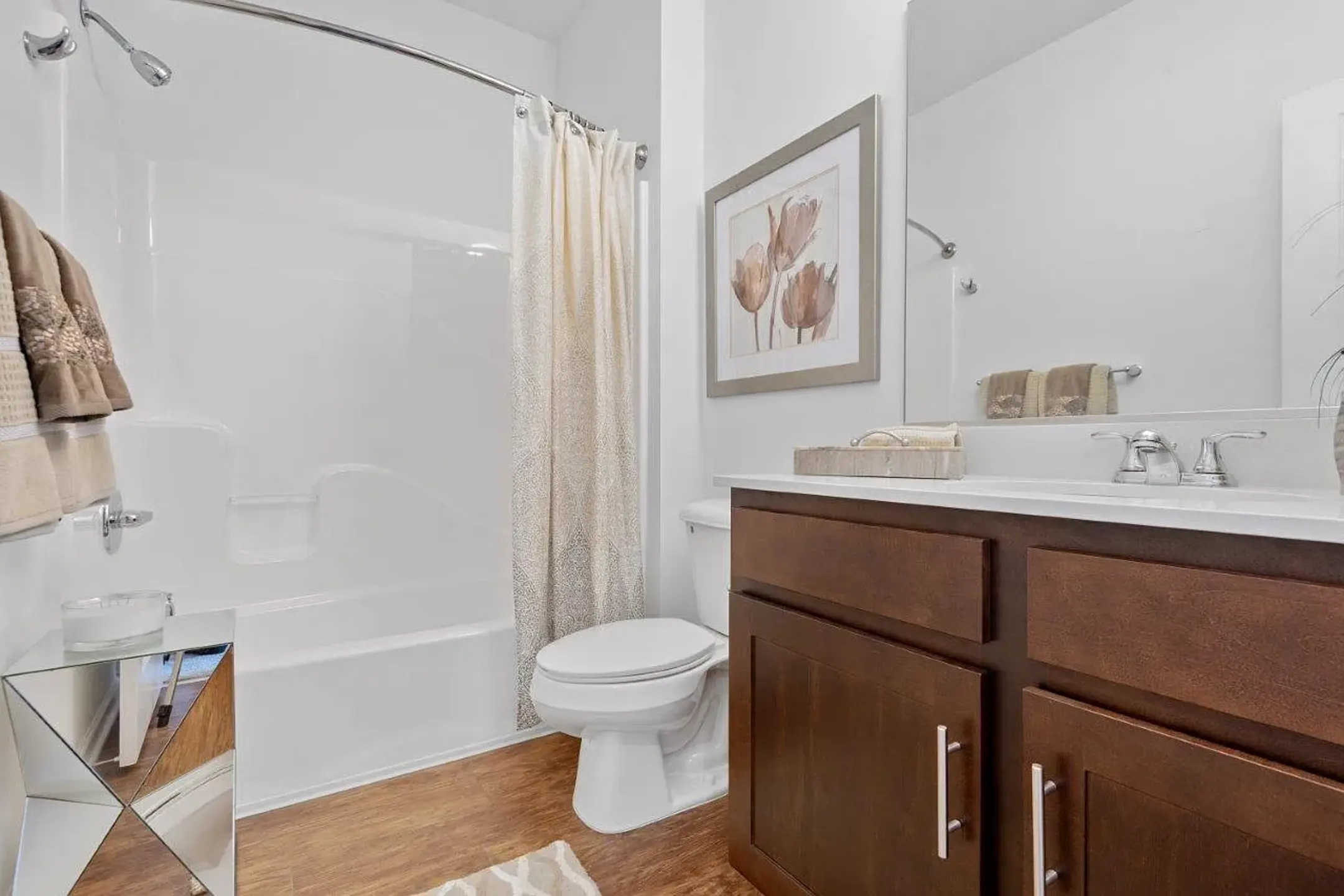 L’Appartement AMERICANA N/S Fooded P/O Union Square Apartment Homes - North Chili, NY 14514