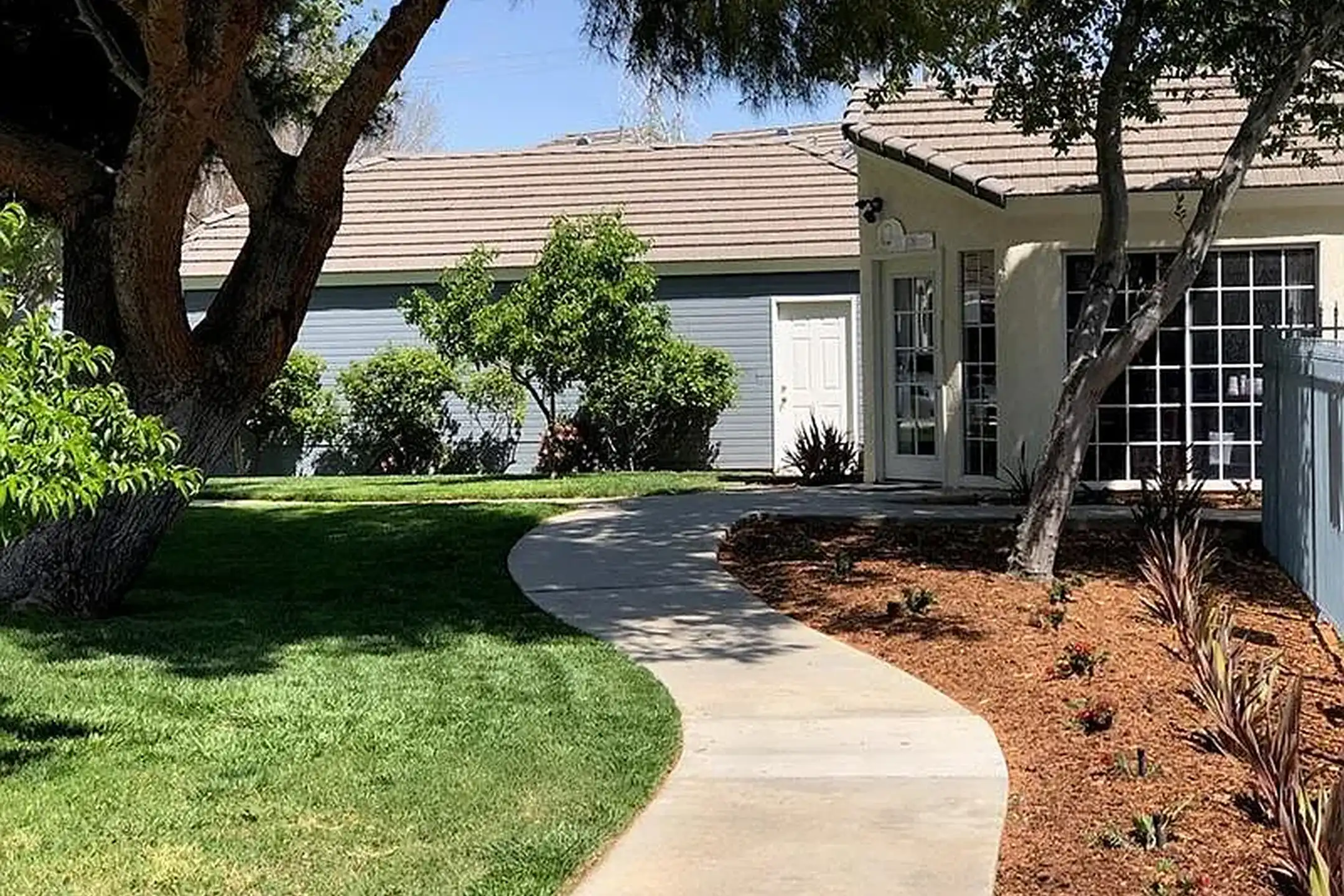 The Cape Apartments - Palmdale, CA 93550 | ApartmentGuide.com