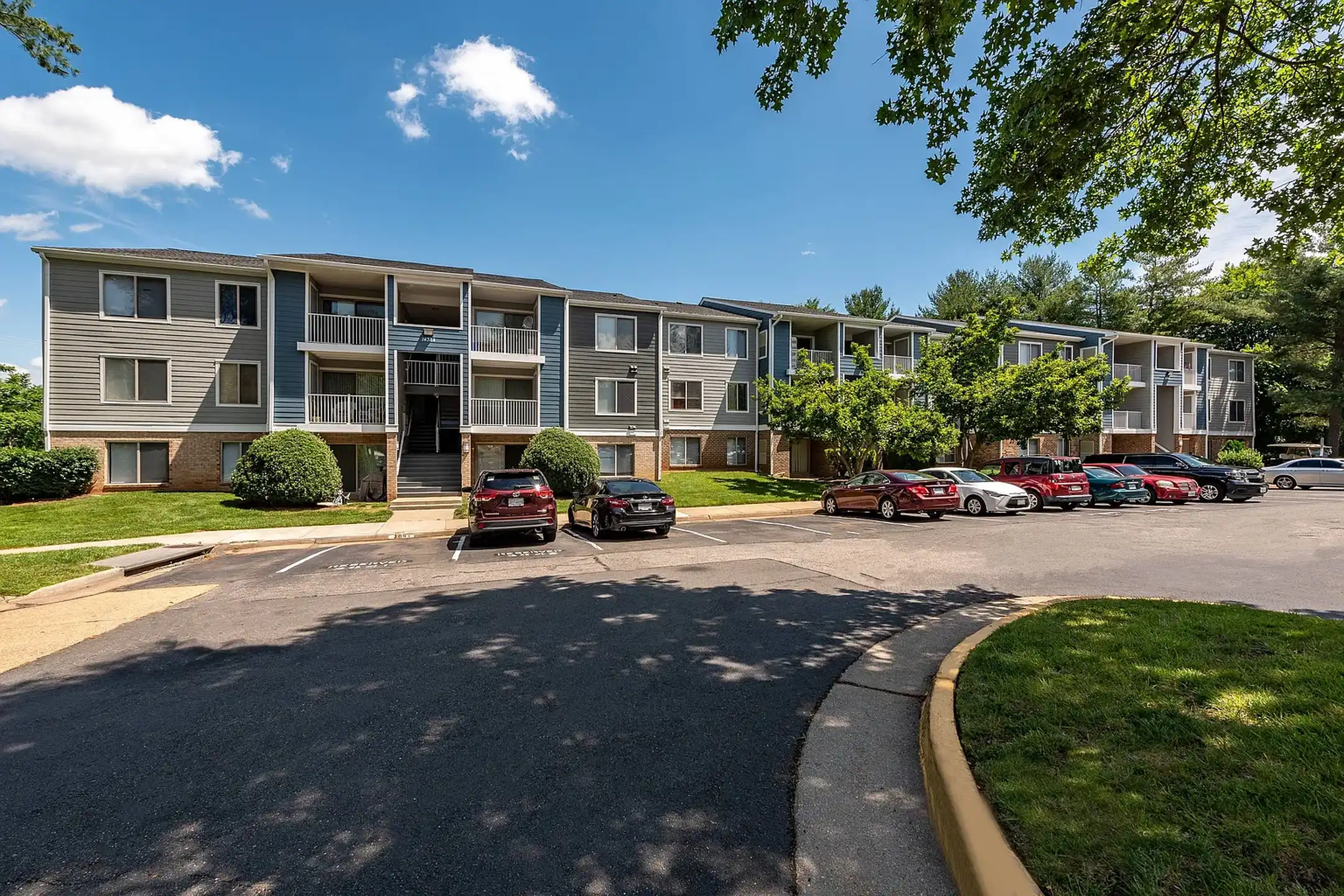 Avana Stoney Ridge - Woodbridge, VA 22193 | ApartmentGuide.com