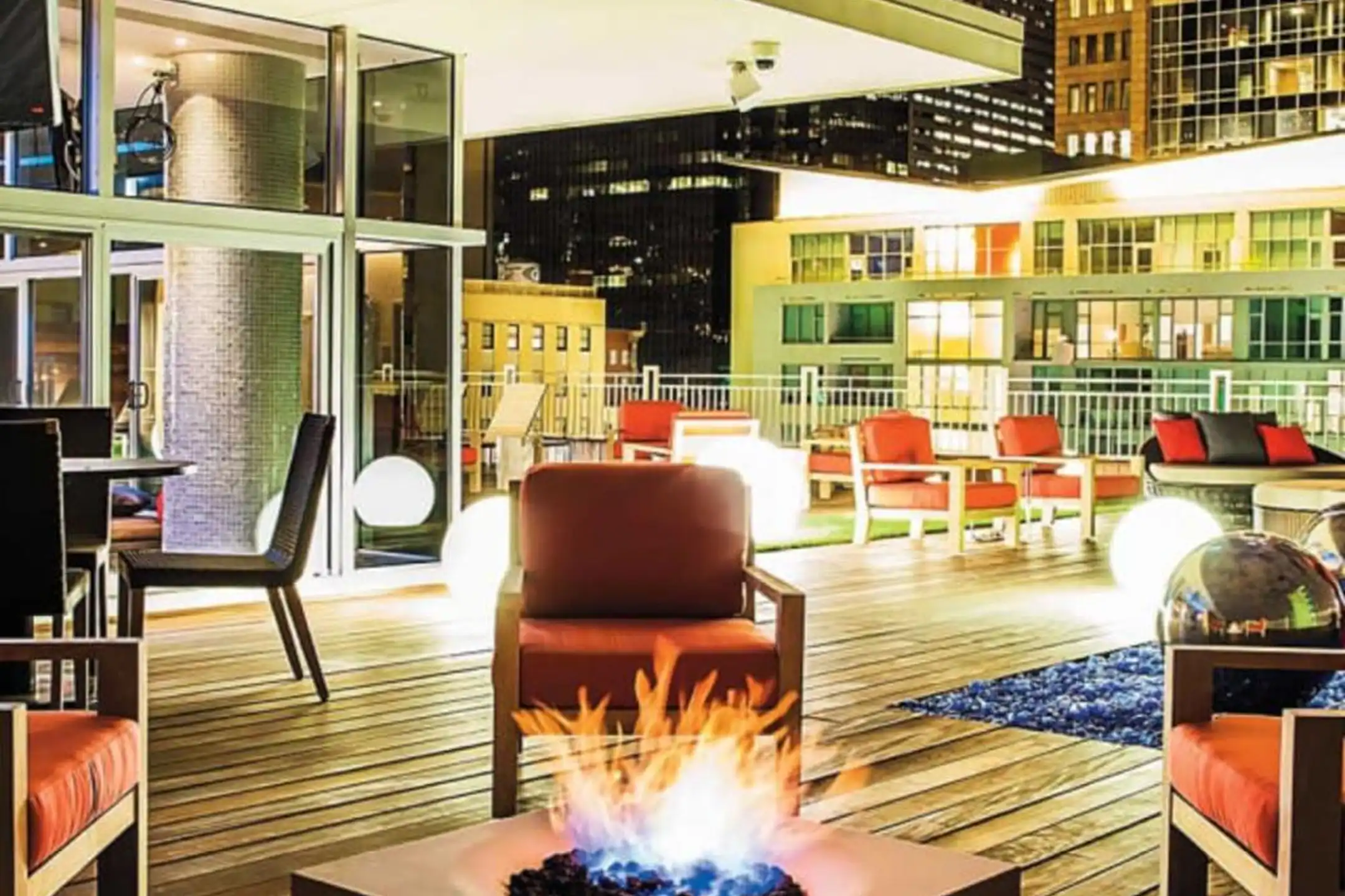 1812 Commerce St - Dallas, TX 75201 | ApartmentGuide.com