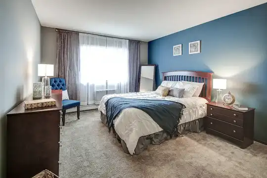 Quarry Lake Park, Racine, WI Apartments for Rent - 71 Apartments ...