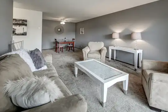 Quarry Lake Park, Racine, WI Apartments for Rent - 71 Apartments ...