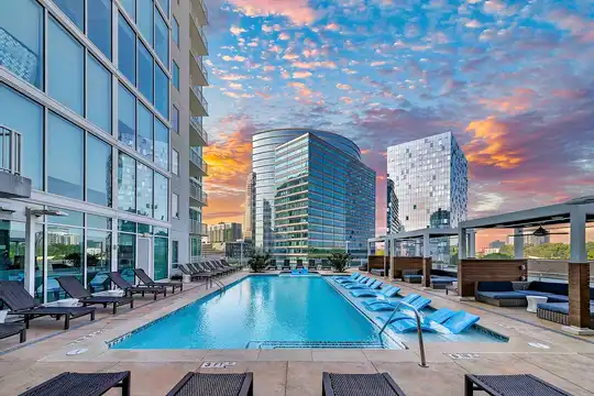 MAA Lenox - Atlanta, GA 30326 | ApartmentGuide.com