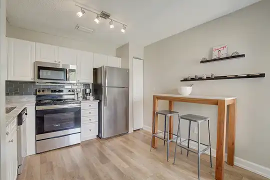 APT-016　ベジット Apartments for Rent in 33433 | Boca Raton, FL | 314 Rentals