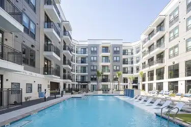 Broadstone North Lamar - Austin, TX 78752 | ApartmentGuide.com