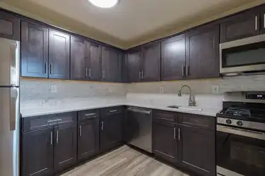 Rustic Ridge Apartments - Dover, NJ 07801 | ApartmentGuide.com