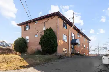 Elam Court New Britain CT 06053 ApartmentGuide com