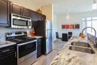 The Pointe Luxury Apartments - Madison, WI 53719 | ApartmentGuide.com - Luxury Penthouse Apartments Wi