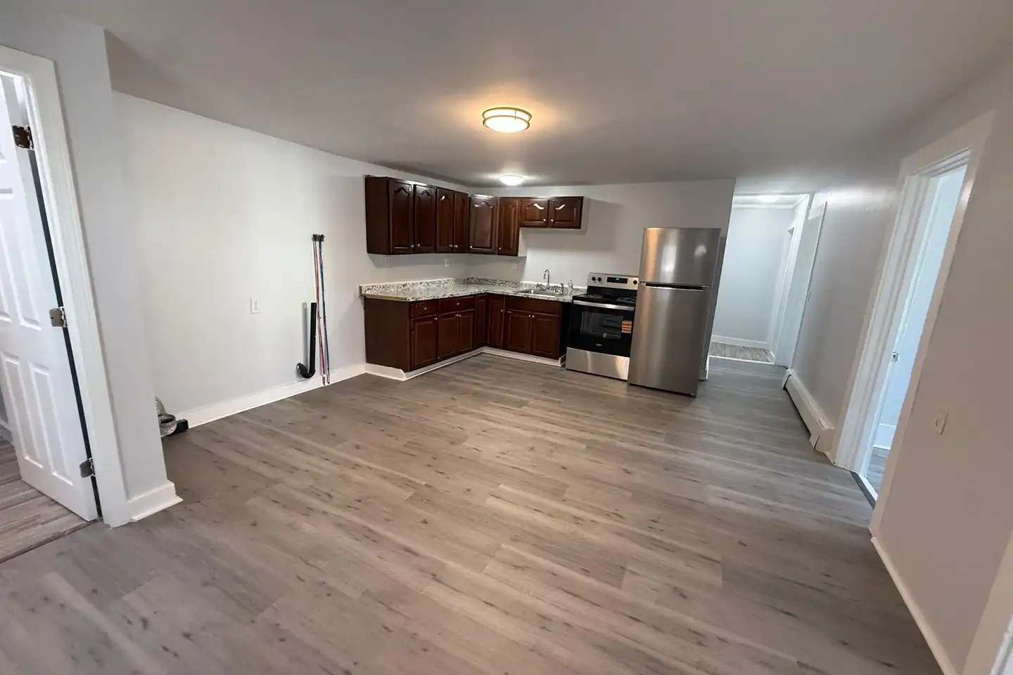 573 Main Street - Southbridge, MA 01550 | ApartmentGuide.com