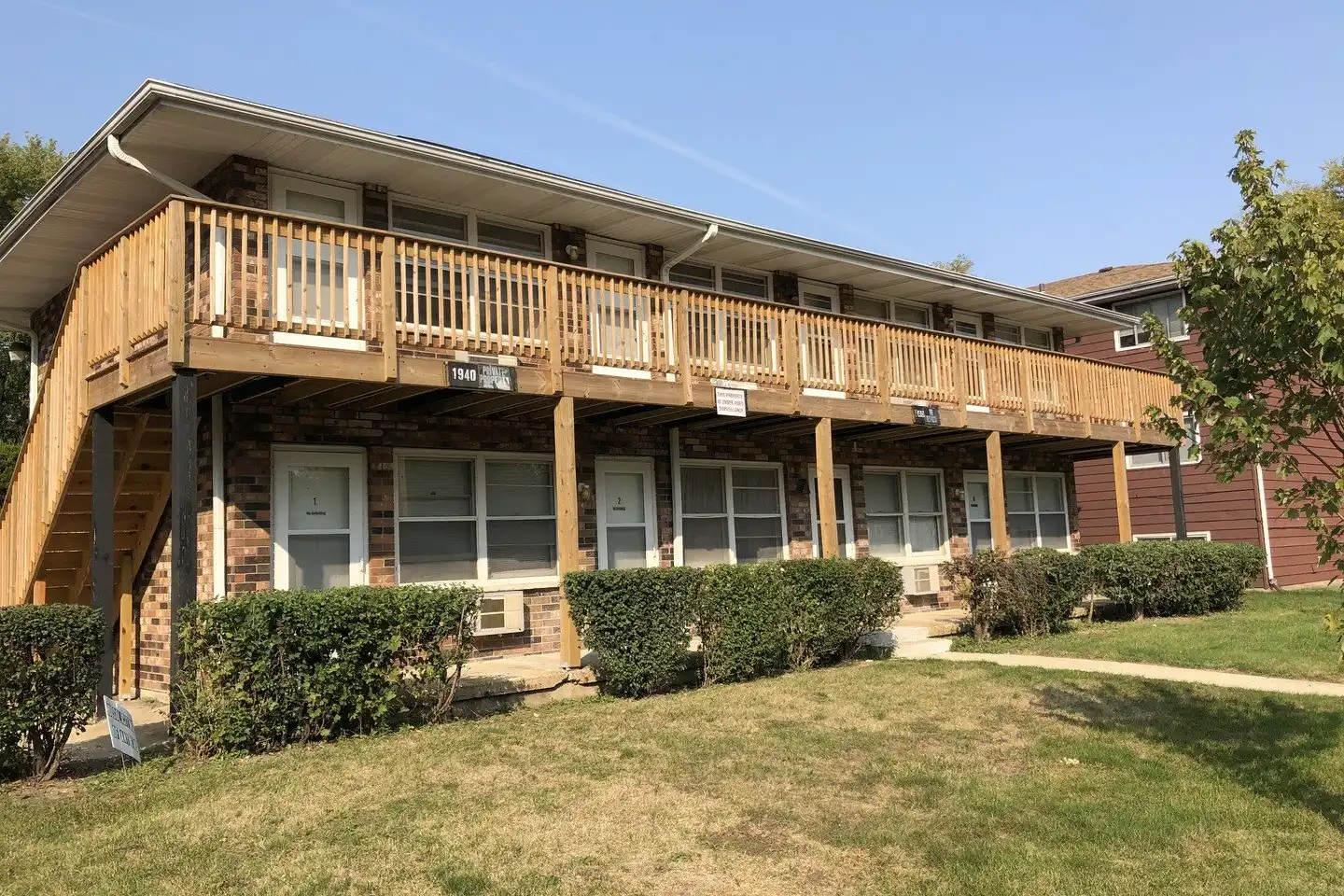 1940 Mark Ave #2 - Elgin, IL 60123 | ApartmentGuide.com