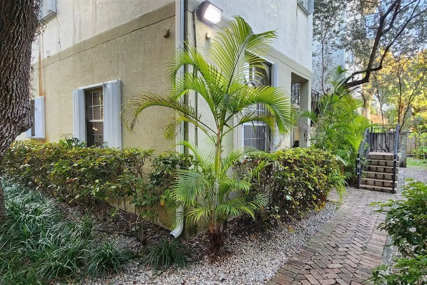 2850 Coconut Ave #7 - Miami, FL 33133 | ApartmentGuide.com