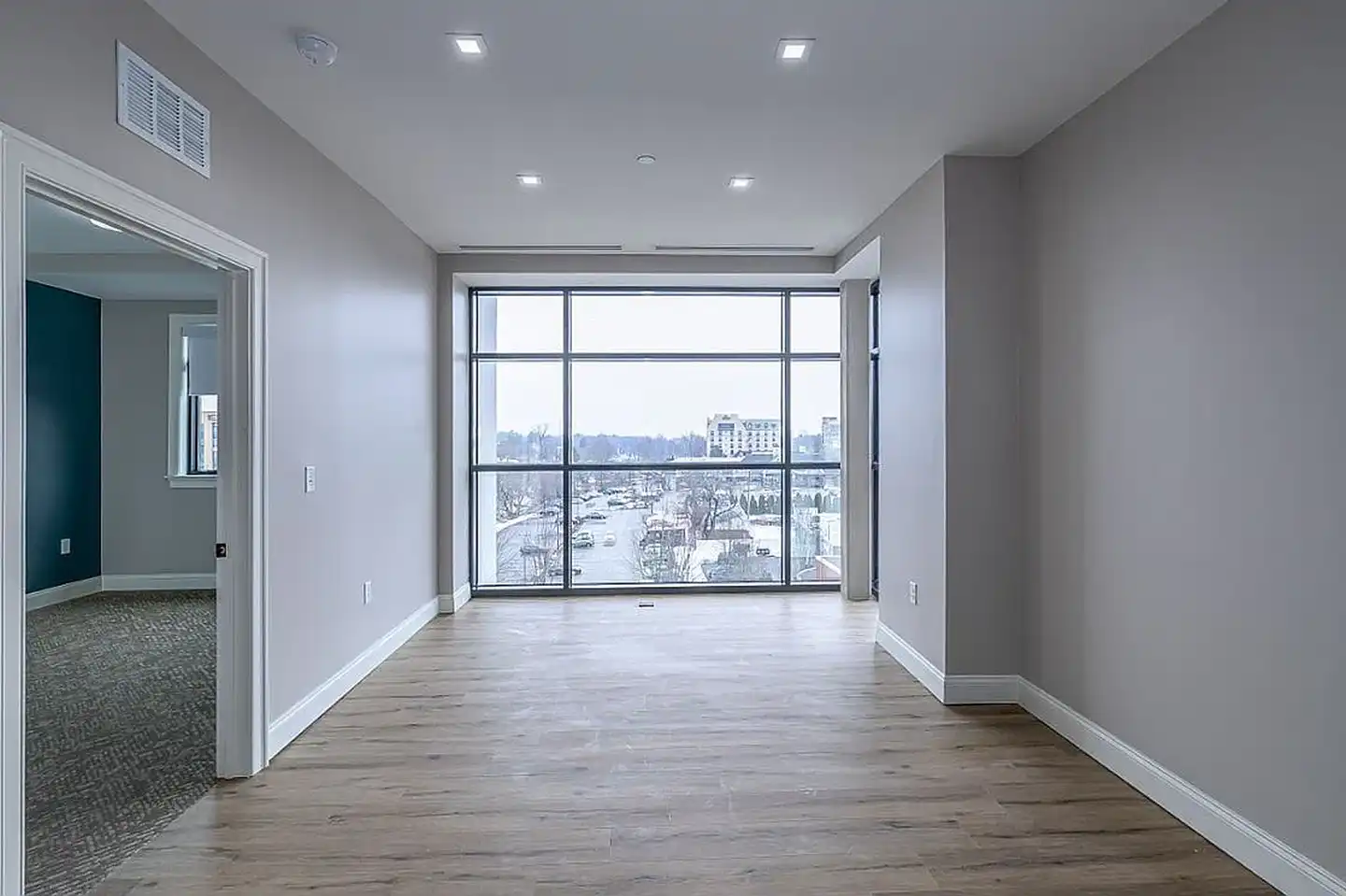 Byline Apartments - West Hartford, CT 06107 | ApartmentGuide.com
