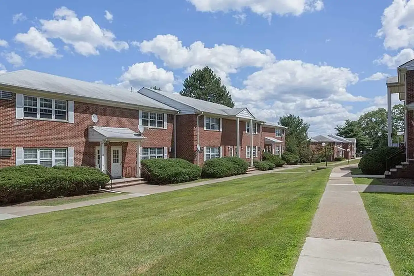 Butler Ridge - Butler, NJ 07405 | ApartmentGuide.com