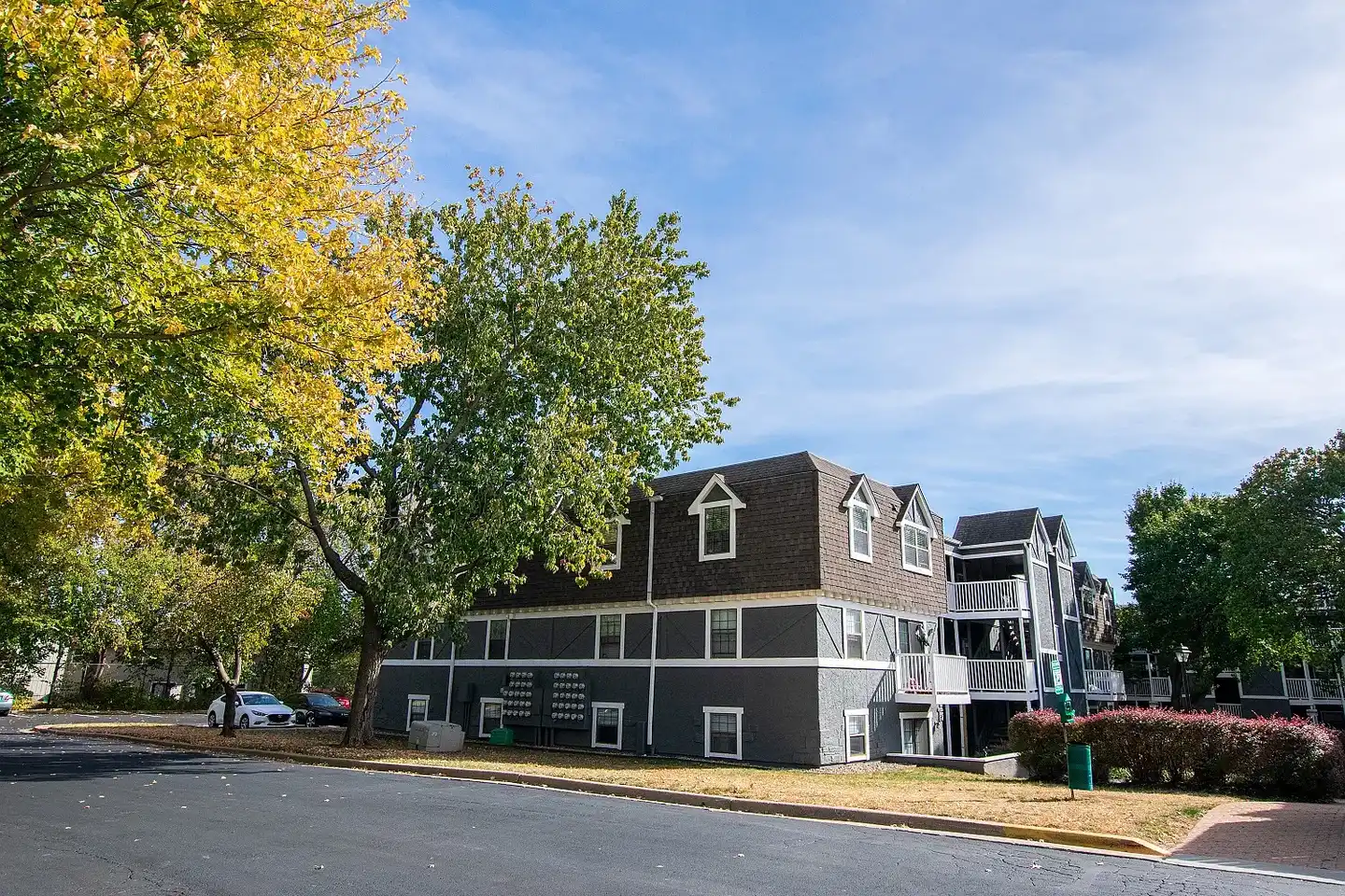 Wingfield Club - Olathe, KS 66062 | ApartmentGuide.com