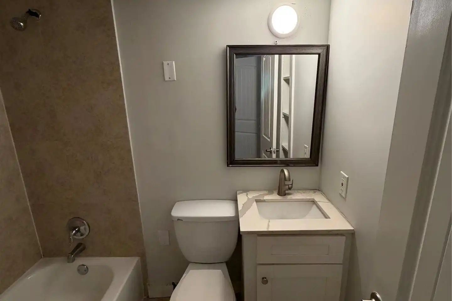 230 Starr St #101 - Dallas, TX 75203 | ApartmentGuide.com