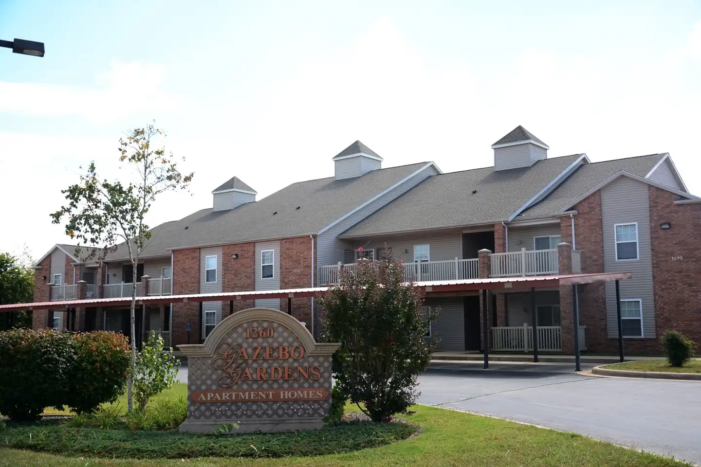 1270 E Guinevere St unit 214 - Springfield, MO 65804 | ApartmentGuide.com