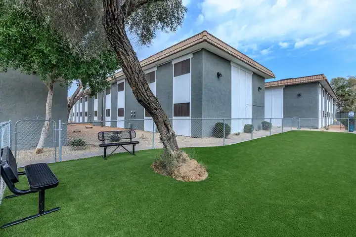 Palisade Park Aparments - Phoenix, AZ 85015 | ApartmentGuide.com