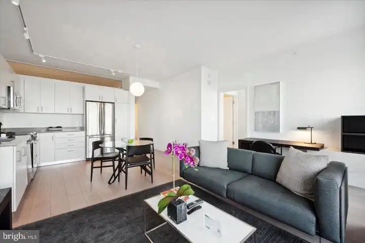 2930 Walnut St #3822 - Philadelphia, PA 19104 | ApartmentGuide.com
