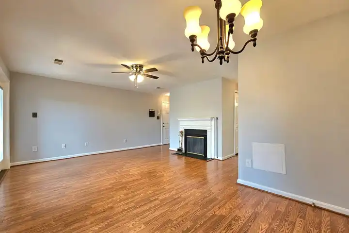 516 N West St - Alexandria, VA 22314 | ApartmentGuide.com