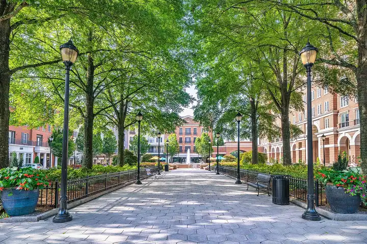 MAA Riverside - Atlanta, GA 30327 | ApartmentGuide.com