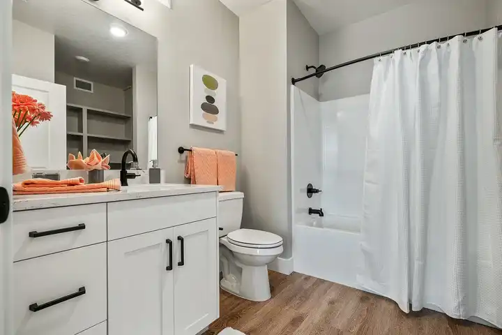 Rosewood and Rosewood Premier - Boise, ID 83704 | ApartmentGuide.com