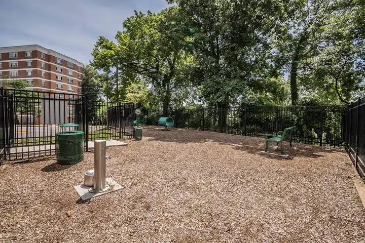 Dominion Plaza - Arlington, VA 22204 | ApartmentGuide.com