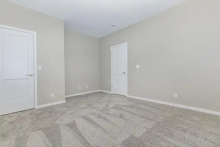 Springhill Ridge Apartments - Omaha, NE 68136 | ApartmentGuide.com
